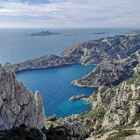 10 Min Du Centre-ville Terrasse Avec Vue + Parking * Marseille